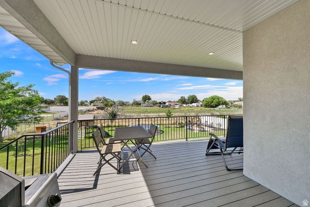 4033 W 2400 N, Plain City, UT 84404