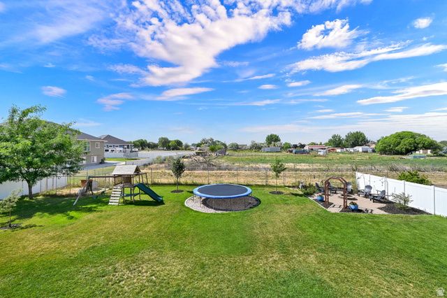 4033 W 2400 N, Plain City, UT 84404