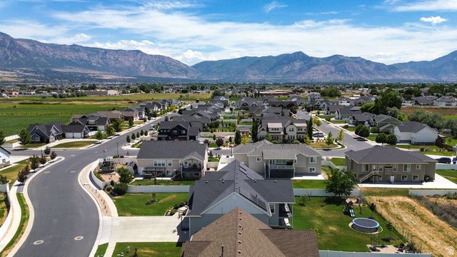 4033 W 2400 N, Plain City, UT 84404