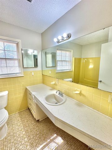 535 Larkin Lane, Montgomery, AL 36109