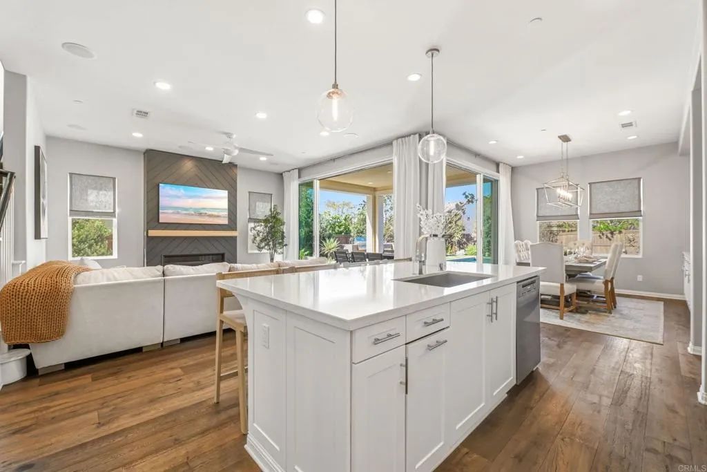 16490 Edgehill Road, San Diego, CA 92127