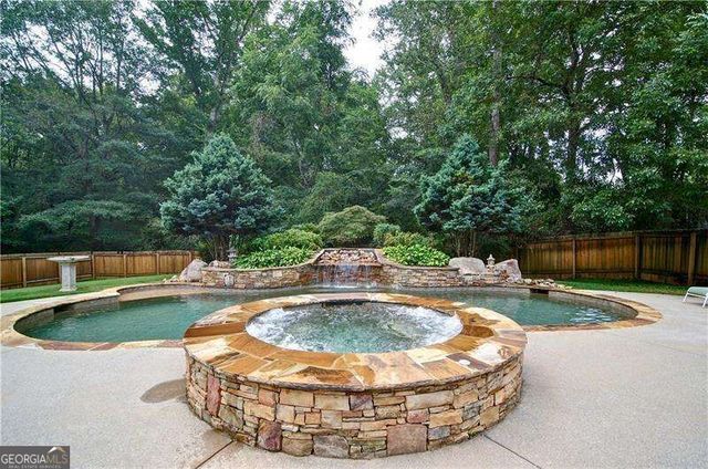 2853 Marshstone Drive SW, Marietta, GA 30064
