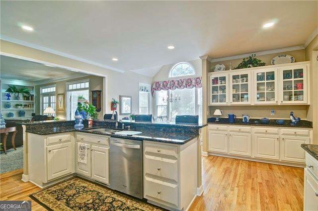 2853 Marshstone Drive SW, Marietta, GA 30064