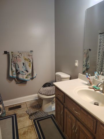 256 Froedge Dr, Lafayette, TN 37083