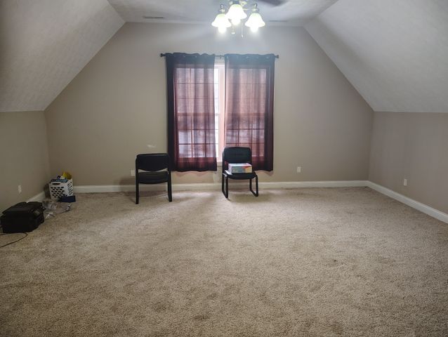 256 Froedge Dr, Lafayette, TN 37083