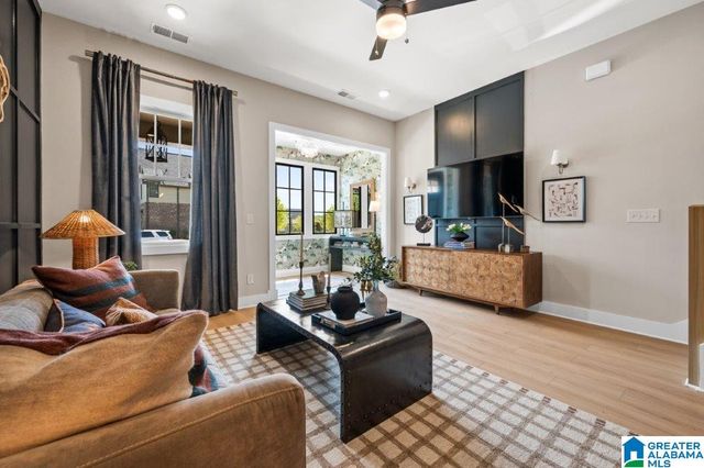 1688 THATCHAM LANE, Hoover, AL 35244