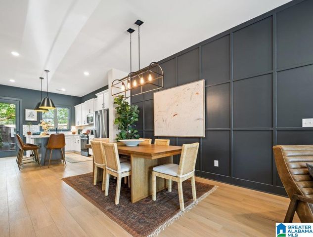 1688 THATCHAM LANE, Hoover, AL 35244