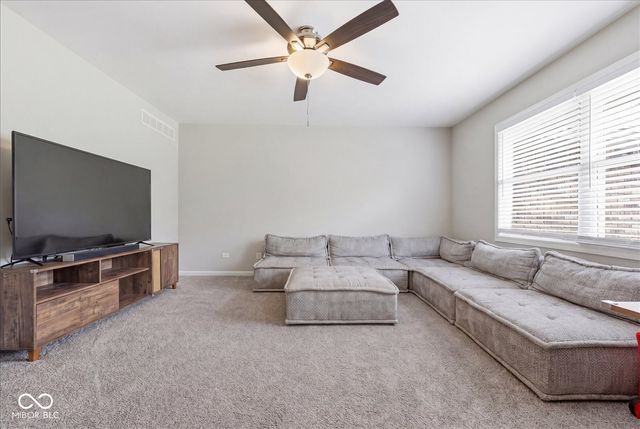 416 Macy Way, Greenwood, IN 46142