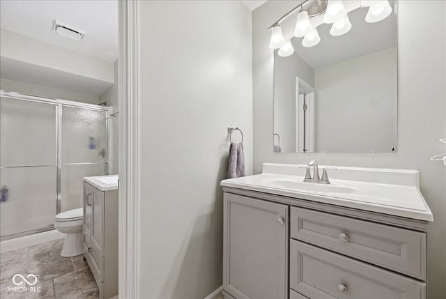 416 Macy Way, Greenwood, IN 46142