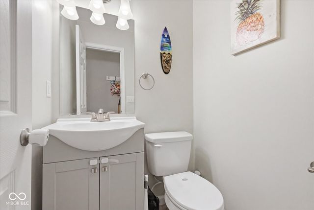 416 Macy Way, Greenwood, IN 46142