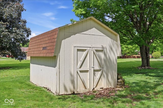 416 Macy Way, Greenwood, IN 46142