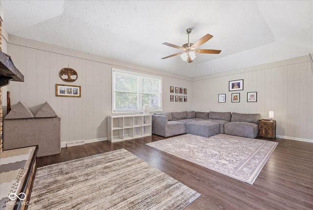 416 Macy Way, Greenwood, IN 46142