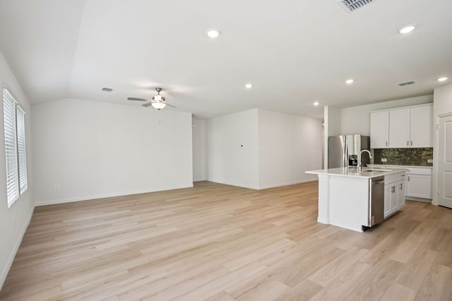 1934 Furlong Drive, Seagoville, TX 75159