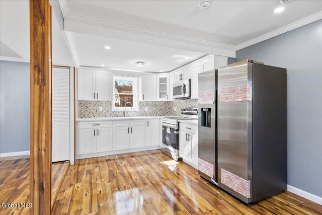 2112 Gray Street, Rotterdam, NY 12306