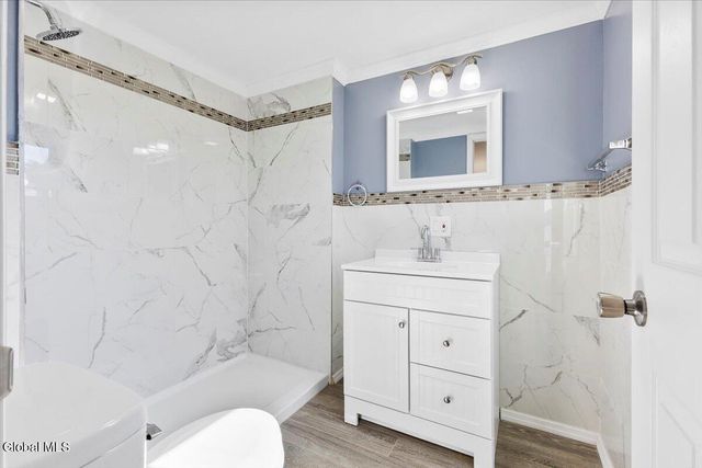 2112 Gray Street, Rotterdam, NY 12306