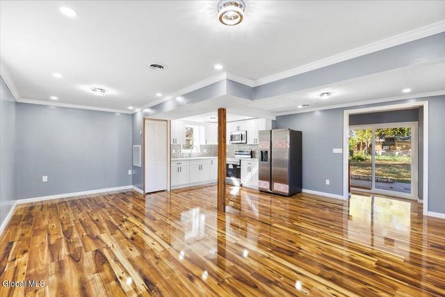 2112 Gray Street, Rotterdam, NY 12306