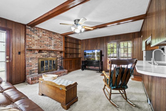 3334 Eastside Dr, Louisville, KY 40220