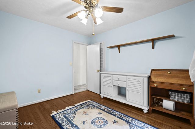 3334 Eastside Dr, Louisville, KY 40220