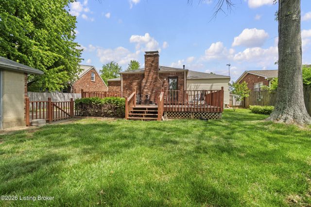 3334 Eastside Dr, Louisville, KY 40220