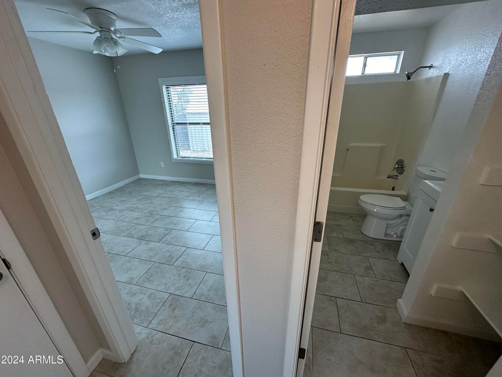 Image 4 of property listing at 933 E HARRY Street, Tempe, AZ 85288
