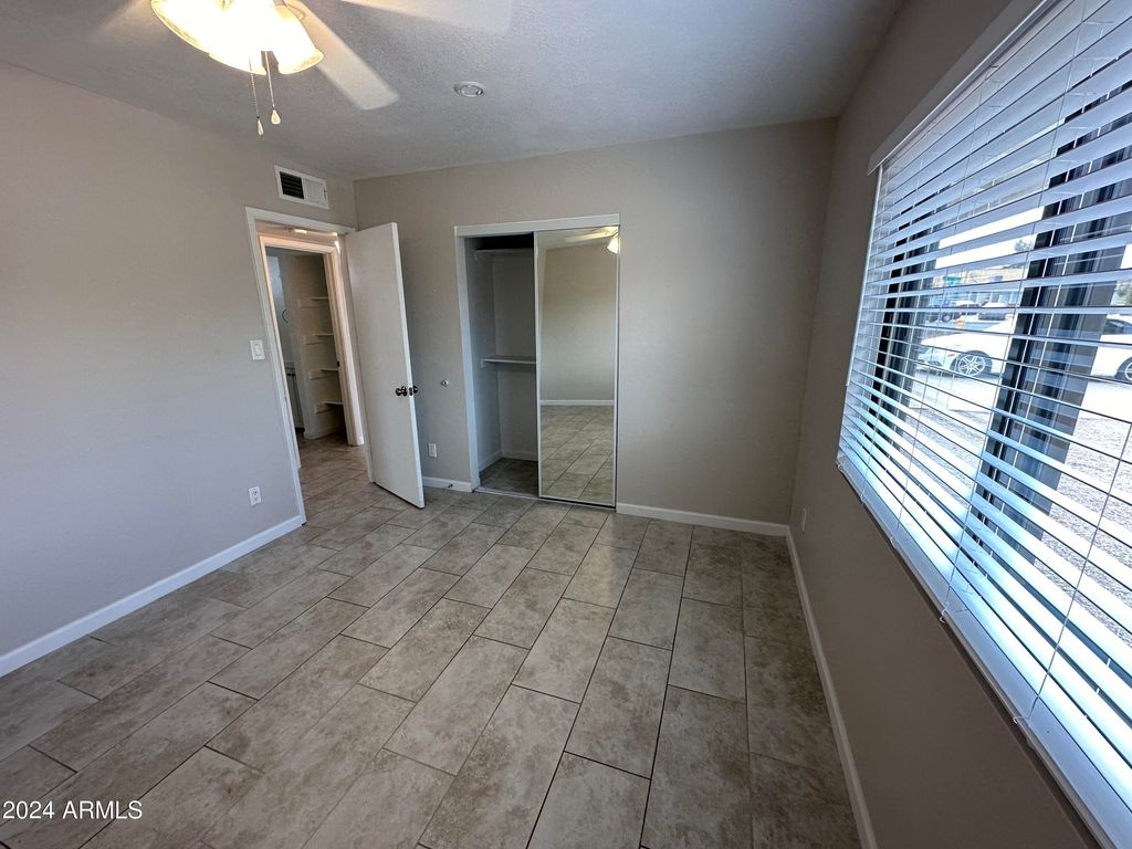 Image 8 of property listing at 933 E HARRY Street, Tempe, AZ 85288