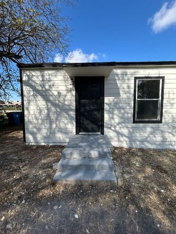 2934 Morgan Drive, Dallas, TX 75241