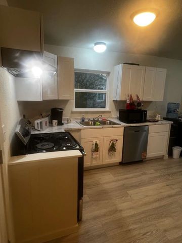 2934 Morgan Drive, Dallas, TX 75241