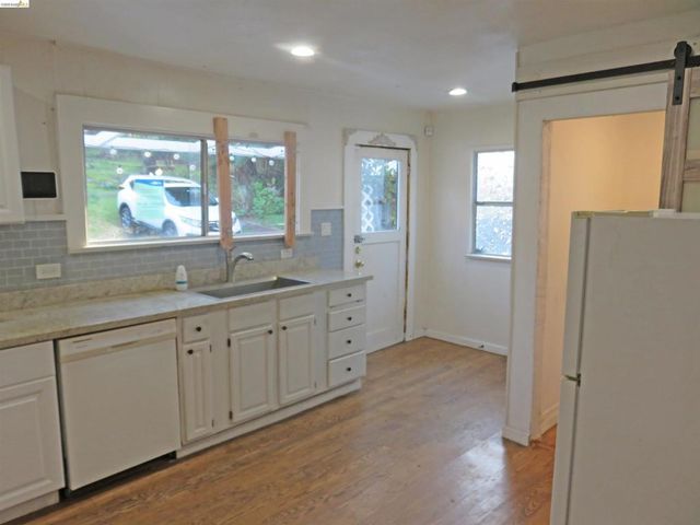 1731 San Pablo Ave, Pinole, CA 94564