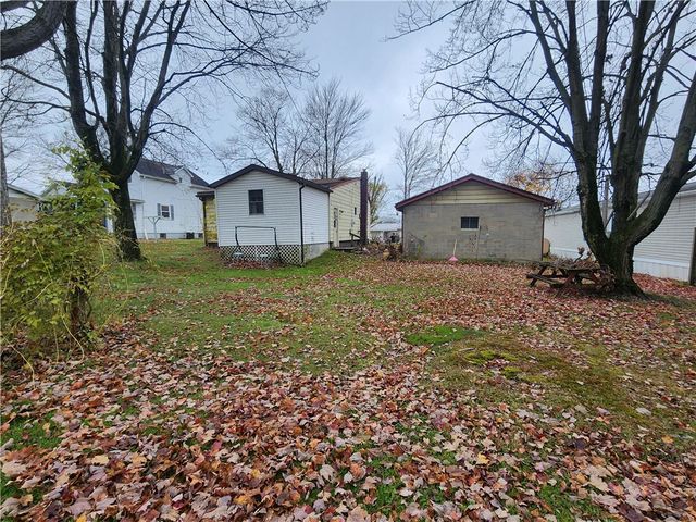 323 Butler Ave, Franklin Twp, PA 16117
