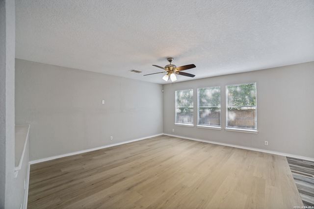 1515 Range Finder, San Antonio, TX 78245