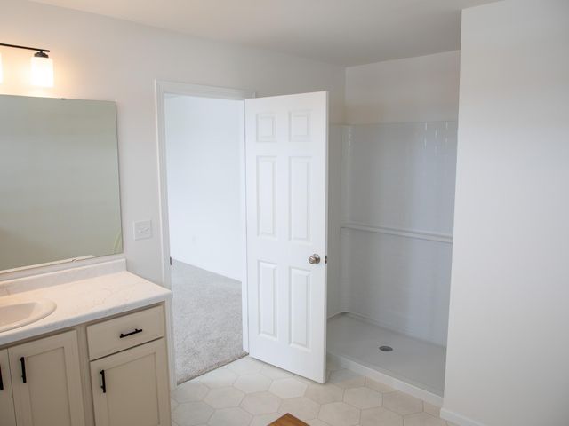 10125 Concord Drive S, Horace, ND 58047