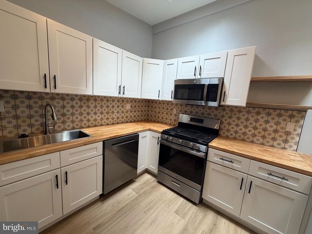 48 N SYCAMORE AVE, Clifton Heights, PA 19018