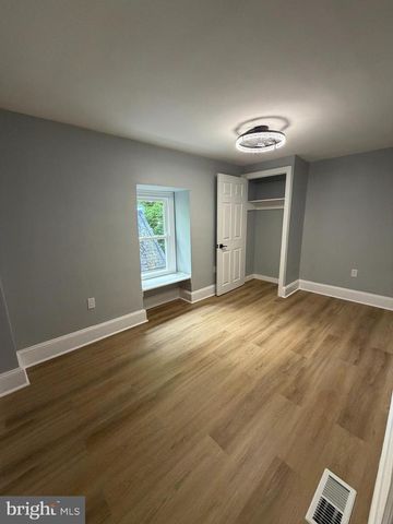 48 N SYCAMORE AVE, Clifton Heights, PA 19018