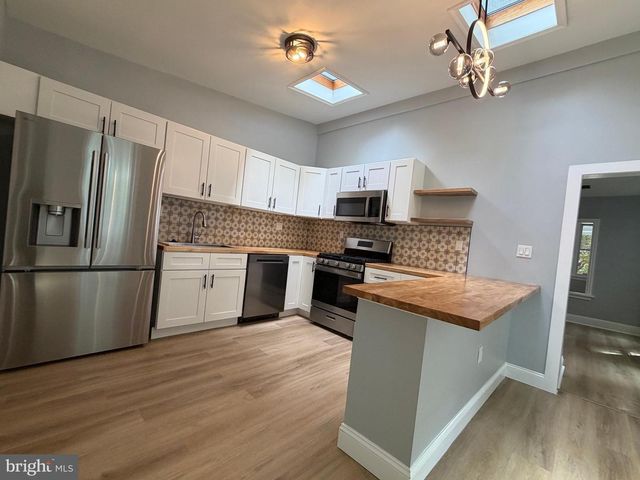 48 N SYCAMORE AVE, Clifton Heights, PA 19018