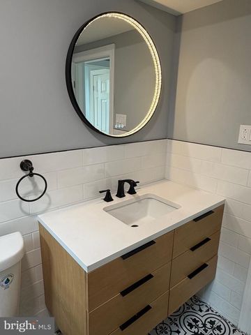48 N SYCAMORE AVE, Clifton Heights, PA 19018