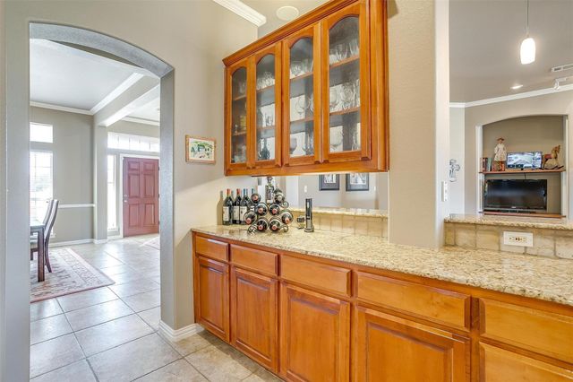 6306 Shadow Valley Drive, Burleson, TX 76028