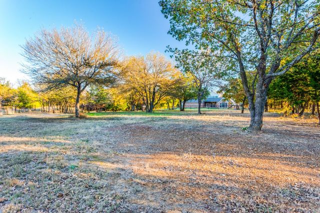 6306 Shadow Valley Drive, Burleson, TX 76028