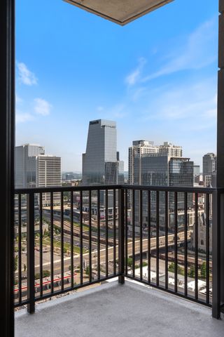 1212 Demonbreun St Apt 909, Nashville, TN 37203