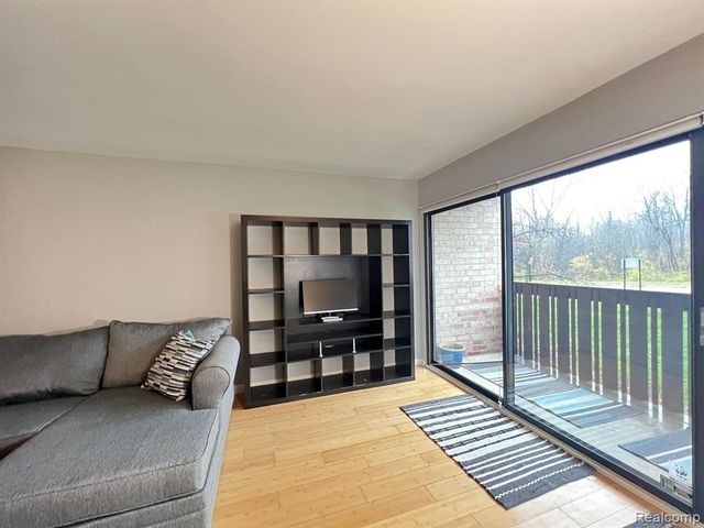 2152 Pauline Boulevard 207, Ann Arbor, MI 48103