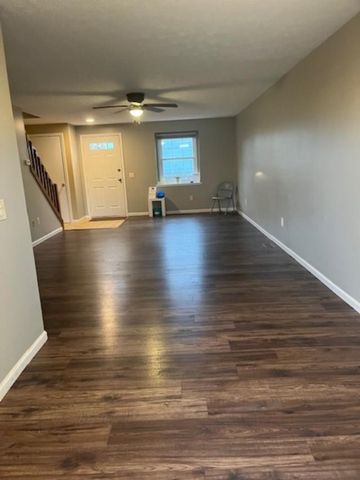 27 Southfield Drive, Webster, NY 14580