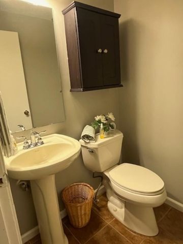 27 Southfield Drive, Webster, NY 14580