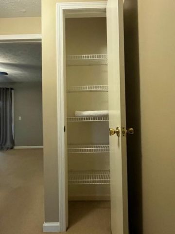 27 Southfield Drive, Webster, NY 14580