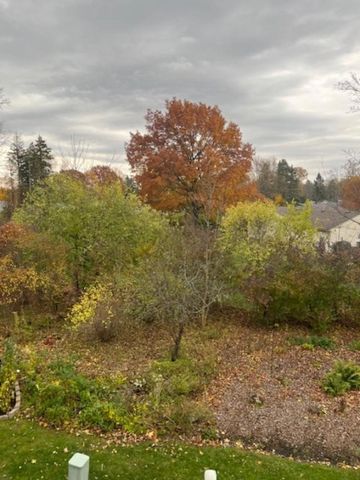 27 Southfield Drive, Webster, NY 14580