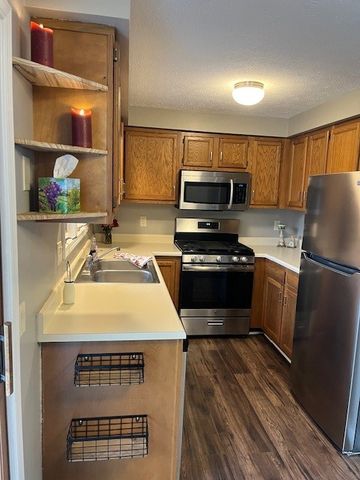 27 Southfield Drive, Webster, NY 14580