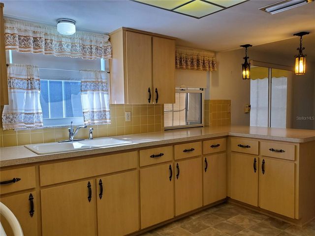 7304 LINCOLN PARK LANE, Port Richey, FL 34668