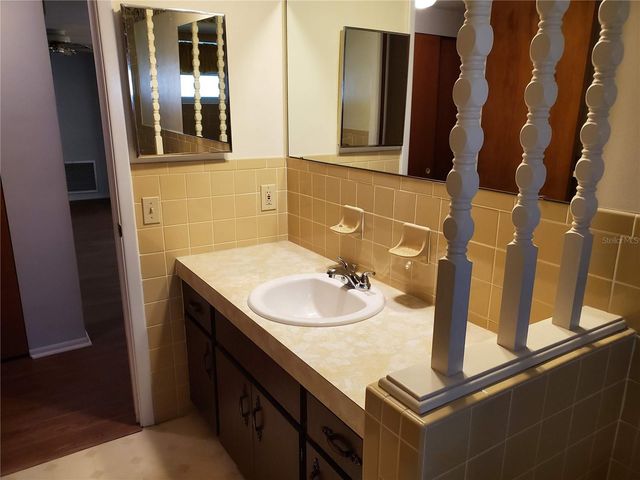 7304 LINCOLN PARK LANE, Port Richey, FL 34668