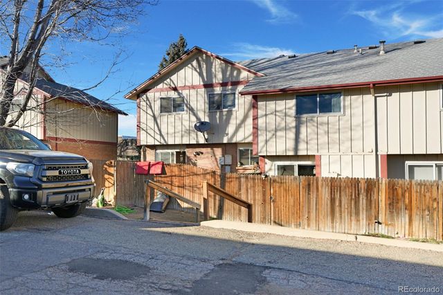 7782 W Glasgow Place, Littleton, CO 80128