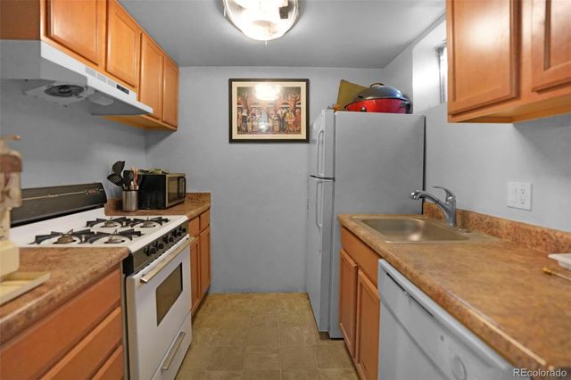 7782 W Glasgow Place, Littleton, CO 80128