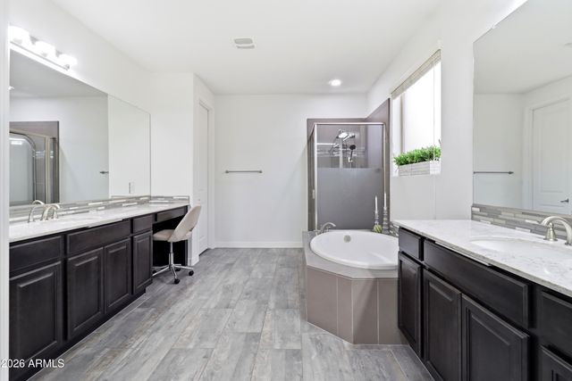 10636 E SHEFFIELD Drive, Mesa, AZ 85212
