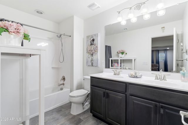 10636 E SHEFFIELD Drive, Mesa, AZ 85212